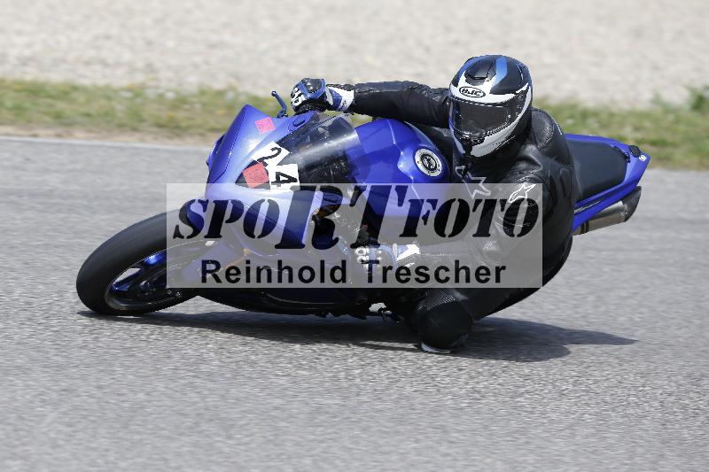 /08 17.04.2026  TZ Motorsport ADR/Gruppe rot/24